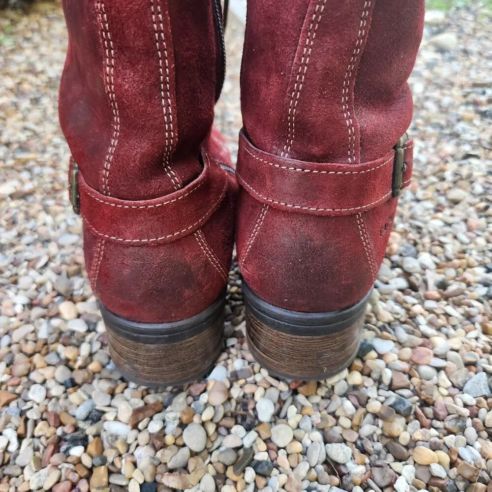 TAOS Tall Crave Red Suede Lace Up Side Zip Boots Women's  US 8 - 8.5 / EU 39 Tag